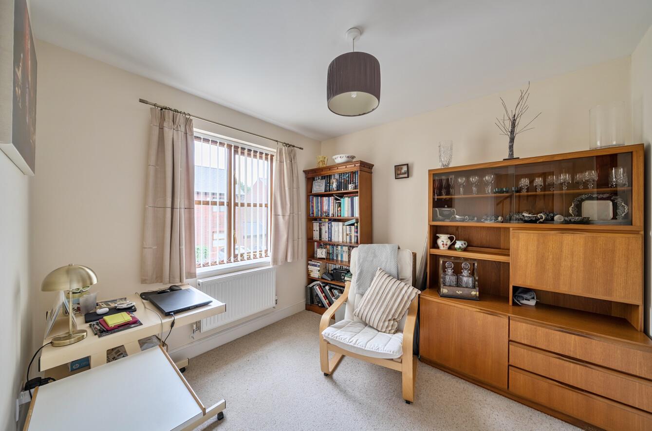 Parc Y Felin, Sketty, Swansea, SA2 8BN